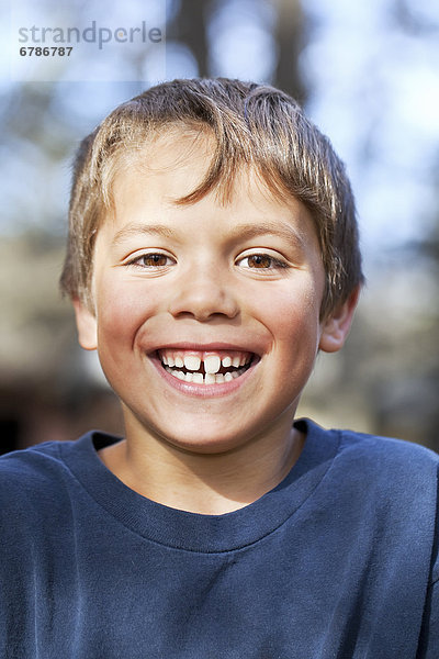 Portrait  lächeln  Junge - Person  jung  Gimli  Kanada  Manitoba