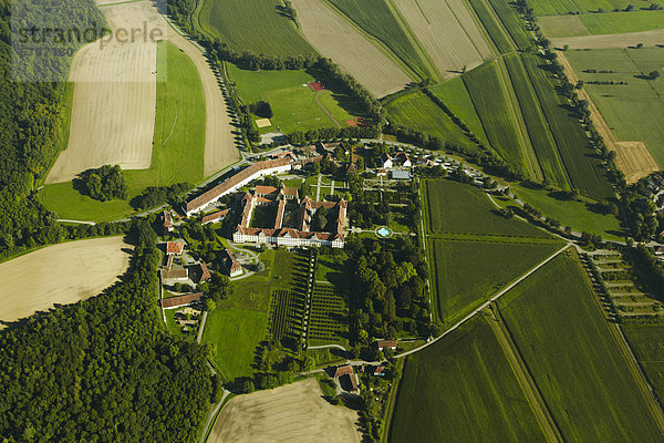 Schloss Salem  Baden-Württemberg  Deutschland  Luftbild