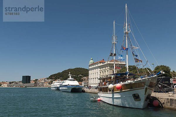 Hafen  Split  Dalmatien  Kroatien  Europa