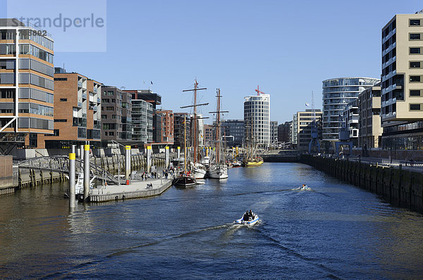 Fischereihafen Fischerhafen Segeln Europa Geschichte Schiff Hamburg - Deutschland Deutschland HafenCity Sandtorhafen