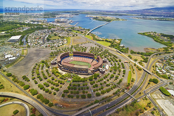 Hawaii  Oahu  Aerial Schuss von Aloha Stadium.