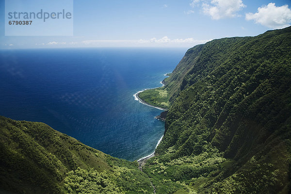 Hawaii-Molokai  North Shore Küste Steilküste.