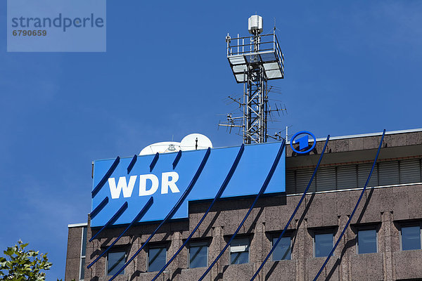 WDR-Arkaden an der Nord-Süd-Fahrt  Westdeutscher Rundfunk  Studio Köln  Appellhofplatz  Köln  Nordrhein-Westfalen  Deutschland  Europa  ÖffentlicherGrund