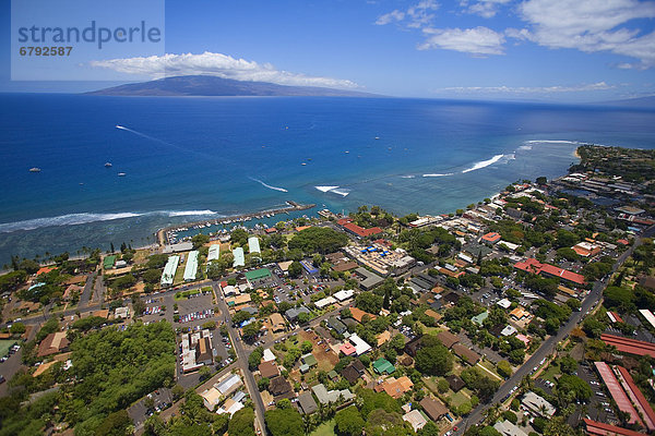 Hawaii  Maui  Aerial Lahaina  Lanai in Ferne.