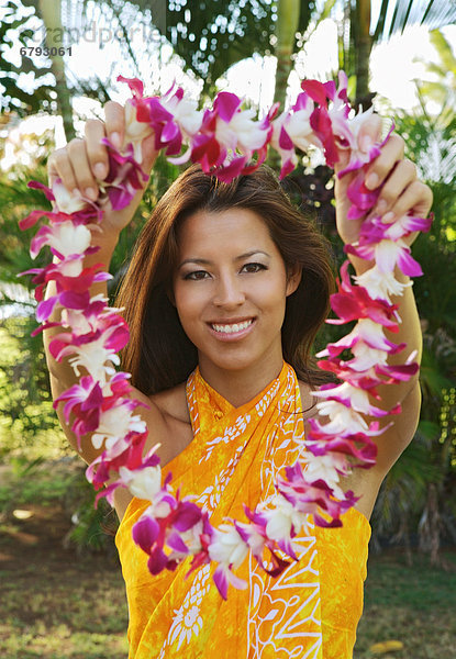 gelb  Kleidung  Mädchen  Sarong  Hawaii  lei  Oahu