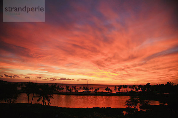 Hawaii  Big Island  Vitalität  Sonnenuntergang  Himmel  dramatisch  rot  Hawaii