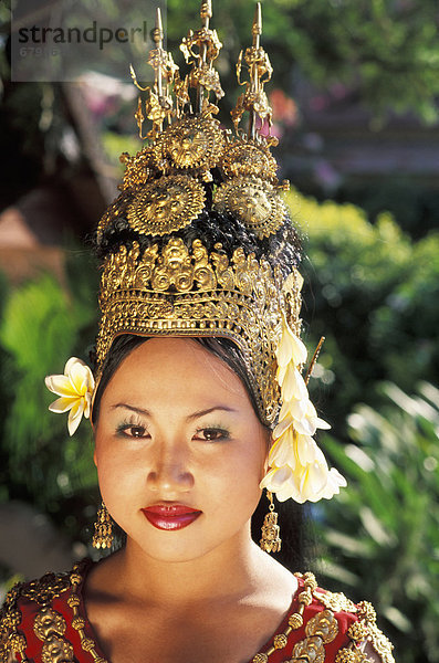 Portrait  Frau  Tradition  tanzen  Kostüm - Faschingskostüm  Kambodscha  Siem Reap