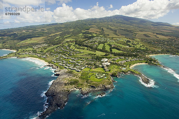 Hawaii  Maui  Antenne Kapalua Resorts entlang des Ozeans