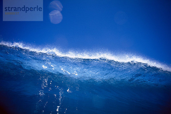 Himmel  blau  durchsichtig  transparent  transparente  transparentes  Wasserwelle  Welle