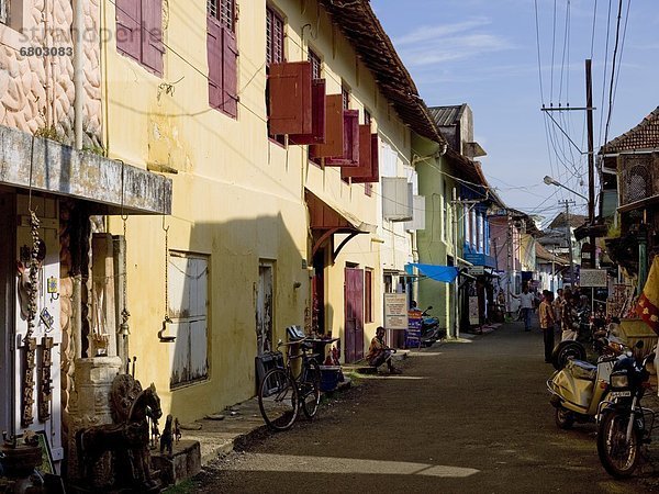Gebäude  klein  Straße  frontal  Laden  baufällig  Cochin  Indien  Kerala