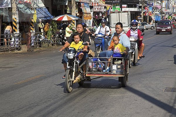 Straße  beschäftigt  Thailand
