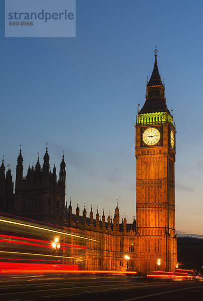 Großbritannien  England  London  Big Ben und Parlament in der Dämmerung