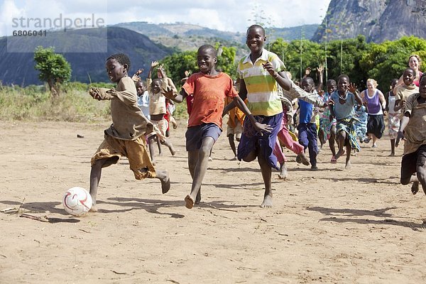 rennen Ball Spielzeug Afrika Mosambik