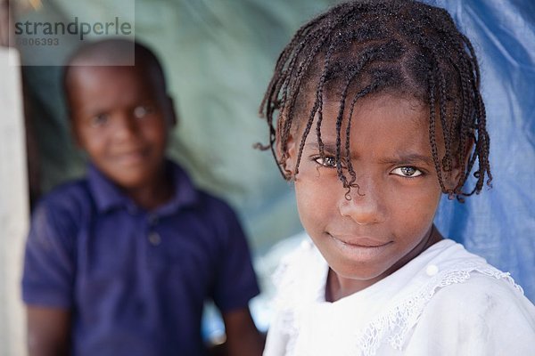 Hütte  2  vorübergehend  Erdbeben  Haiti