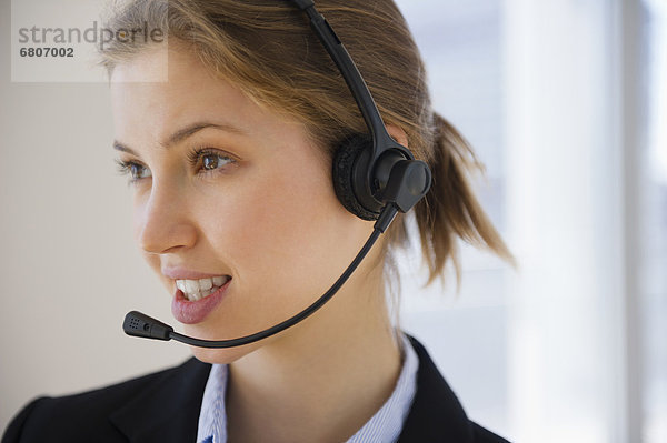 Kundendienstmitarbeiter mit headset