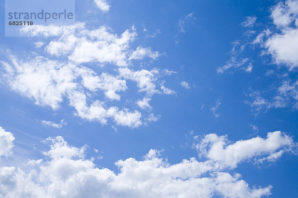 Bewölkung blau Himmel