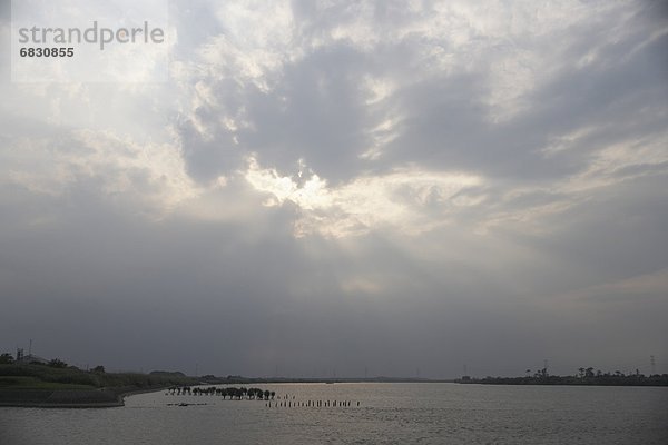 Wolke  über  ankommen  Fluss  Sonnenlicht