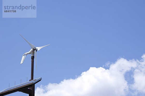 Windturbine  Windrad  Windräder  Himmel  klein