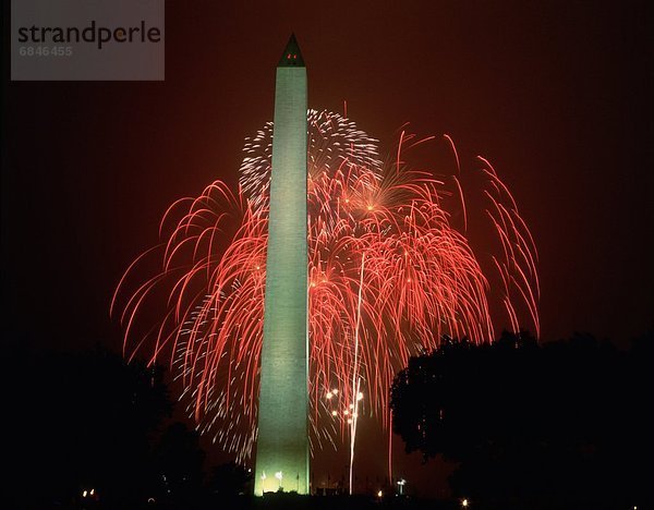 Vereinigte Staaten von Amerika  USA  Washington DC  Hauptstadt  zeigen  Monument  Feuerwerk  4  Juli