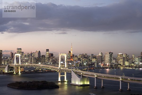 Brücke  Abenddämmerung  Regenbogen