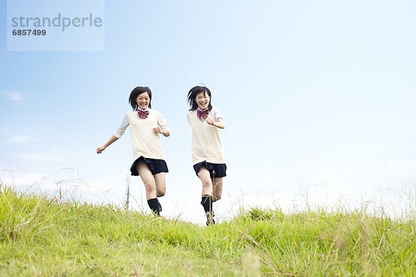 lachen  rennen  Feld  2  japanisch