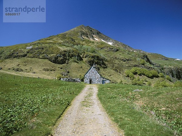 führen Frankreich Stein Ländliches Motiv ländliche Motive Gebäude Weg Auvergne