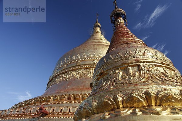 Kirchturm  Verwitterung  Gold  Myanmar