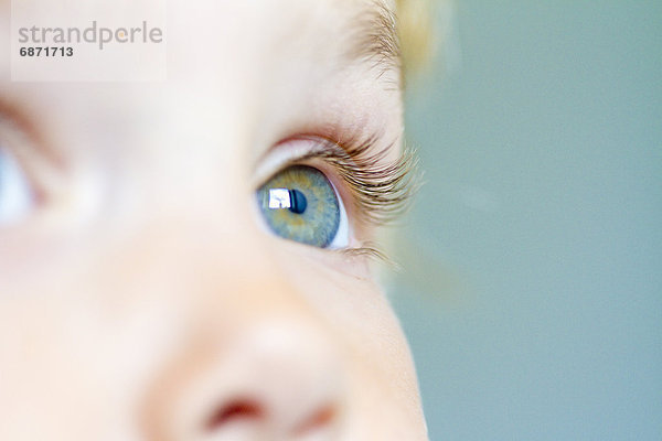 Auge eines kleinen Mädchens  close-up