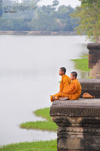 sitzend  fünfstöckig  Buddhismus  Südostasien  UNESCO-Welterbe  Vietnam  Mönch  Angkor  Asien  Kambodscha  Siem Reap