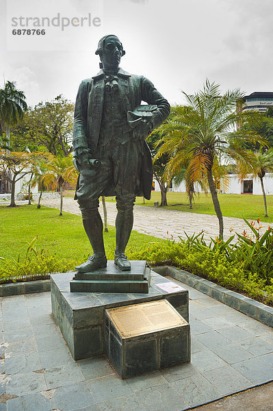 Beleuchtung  Licht  Statue  Festung  Südostasien  Asien  Kapitän  Georgetown  Malaysia