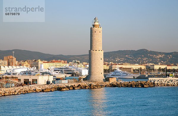 zeigen  Europa  Leuchtturm  Ansicht  Schiffswerft  Italien  Livorno  Toskana