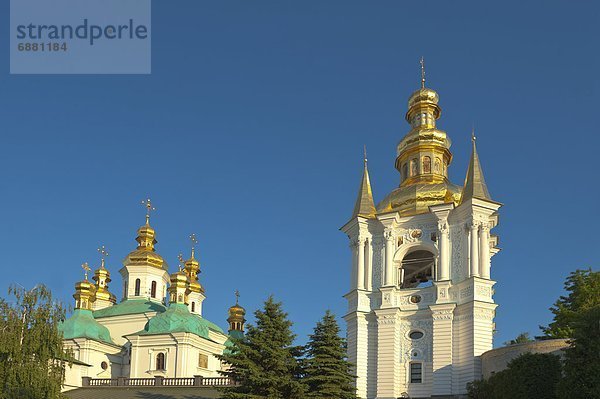 Kiew  Hauptstadt  Europa  Kirche  Regenwald  UNESCO-Welterbe  Krippenfigur  Glocke  Ukraine