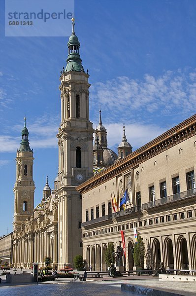 Europa  Halle  Stadt  Aragonien  Basilika  Spanien