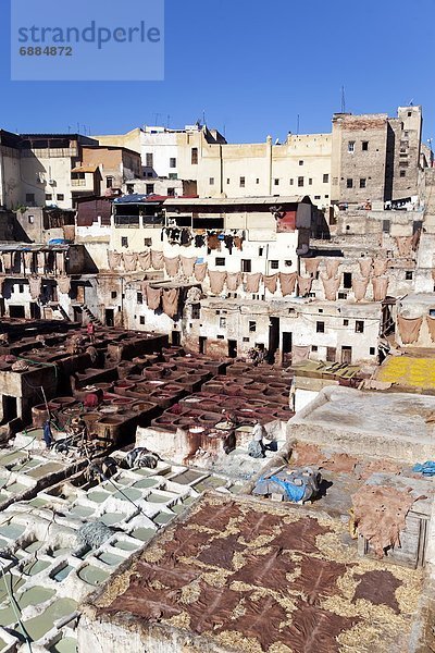 Nordafrika  Fès  Fez  verstecken  Tradition  sonnenbaden  sonnen  färben  Afrika  Fes  Leder  Marokko  alt  Gerberei