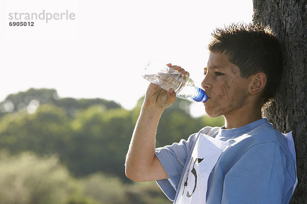 Wasser  Junge - Person  trinken