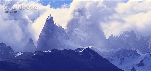 Fitz Roy  Cerro Fitzroy Cerro Chaltén  FitzRoy  Argentinien  Patagonien