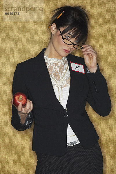 Portrait  Frau  halten  Apfel