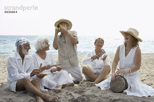 Mensch  Menschen  Strand  Musik  spielen