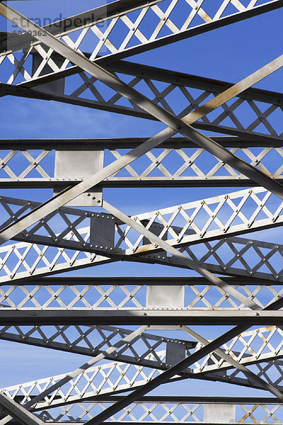 Brücke  Stahlträger  Träger  Balken  Stahl