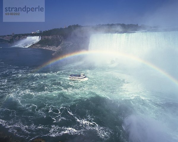 über  Boot  Niagarafälle  Kanada  Regenbogen
