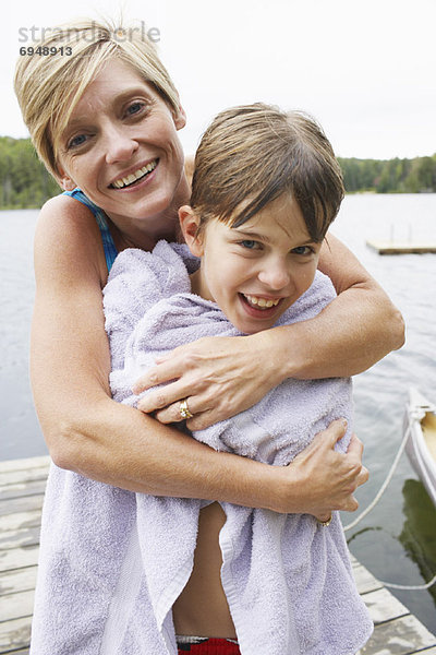 Sohn trocknen Dock Mutter - Mensch