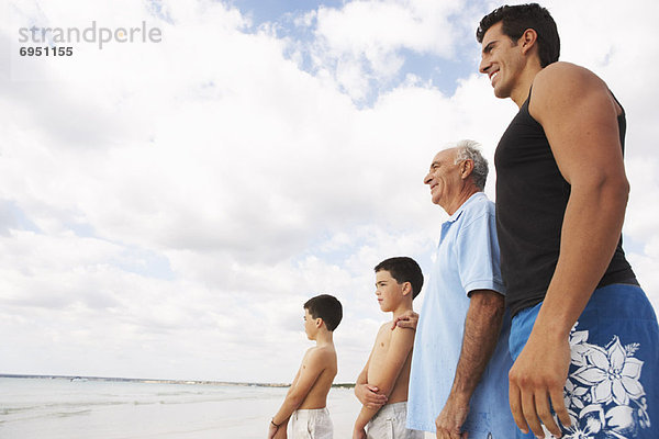 Familie am Strand