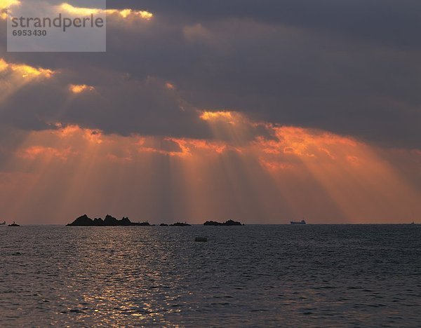 Sonnenstrahl  Wolke  Himmel  über  ankommen  Meer