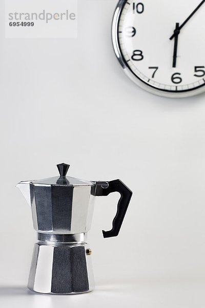 Uhr  Kaffee  Kaffeekanne