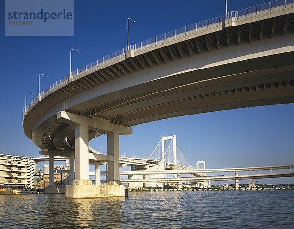 Rainbow Bridge  Tokyo  Japan