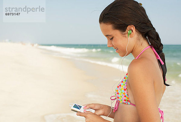 Strand  Spiel  MP3-Player  MP3 Spieler  MP3 Player  MP3-Spieler  Mädchen