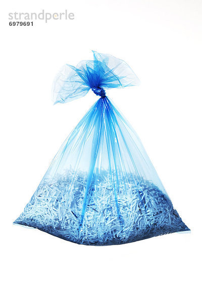 Papier  Tasche  Recycling  blau  voll  geschreddert