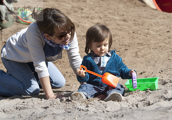 Sohn  Sand  Mutter - Mensch  spielen