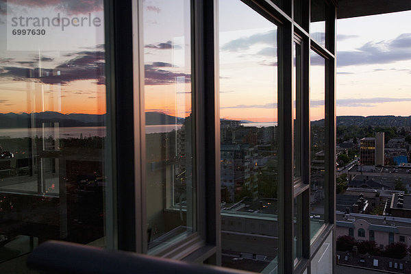 Fenster  Großstadt  Spiegelung