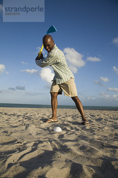 Vereinigte Staaten von Amerika  USA  Mann  Strand  Golfsport  Golf  Florida  spielen
